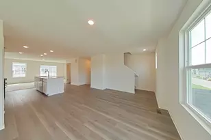 334 Basin Ct, Saint Charles, IL 60174 - Photo 5