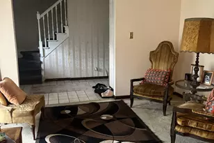 17607 Stonebridge Dr, Hazel Crest, IL 60429 - Photo 5