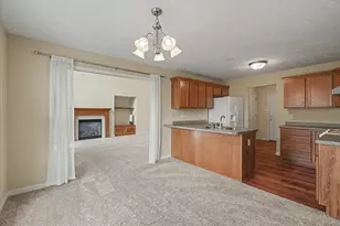 3911 Summer Sage Ct, Champaign, IL 61822 - Photo 9