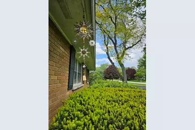 813 Considine Road, Geneva, IL 60134 - Photo 3