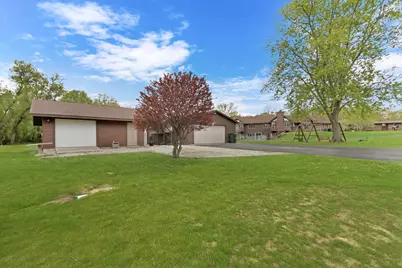 41591 N Park Avenue, Zion, IL 60099 - Photo 7
