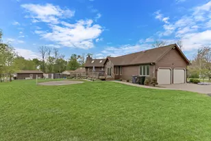 41591 N Pk Ave, Zion, IL 60099 - Photo 9