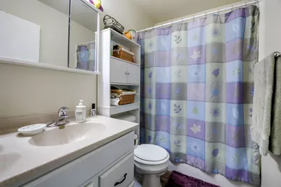 221-223 Ellen Street, Sycamore, IL 60178 - Photo 39