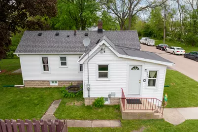 221-223 Ellen Street, Sycamore, IL 60178 - Photo 5