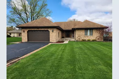 501 Walnut Street, Hinckley, IL 60520 - Photo 1