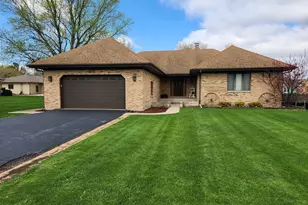 501 Walnut St, Hinckley, IL 60520 - Photo 1