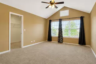 3108 Reflection Dr, Naperville, IL 60564 - Photo 9
