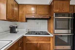 9337 Lavergne Ave, Skokie, IL 60077 - Photo 15