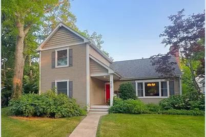 210 Woodward Avenue, Geneva, IL 60134 - Photo 1