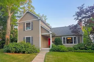 210 Woodward Ave, Geneva, IL 60134 - Photo 1