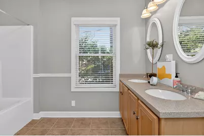 210 Woodward Avenue, Geneva, IL 60134 - Photo 11