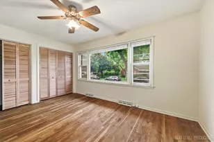 512 N Harvard Ave, Villa Park, IL 60181 - Photo 15
