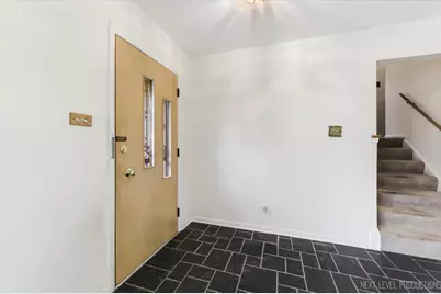 512 N Harvard Avenue, Villa Park, IL 60181 - Photo 3