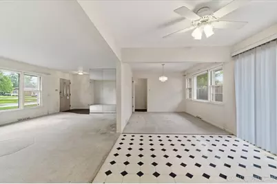512 N Harvard Avenue, Villa Park, IL 60181 - Photo 7