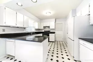 512 N Harvard Ave, Villa Park, IL 60181 - Photo 9