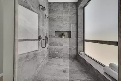 6218 S Woodlawn Avenue #A, Chicago, IL 60637 - Photo 15