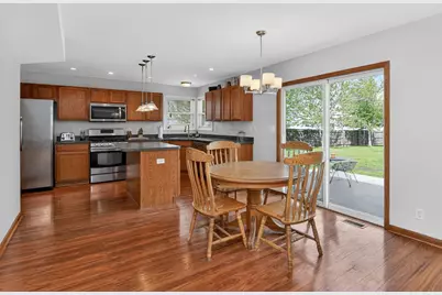 4512 Harrison Street, Yorkville, IL 60560 - Photo 7