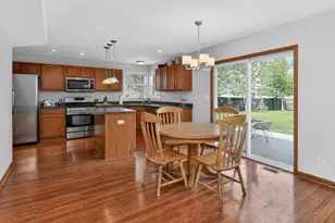 4512 Harrison St, Yorkville, IL 60560 - Photo 7