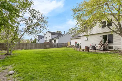 677 Anderson Drive, Lake in the Hills, IL 60156 - Photo 31