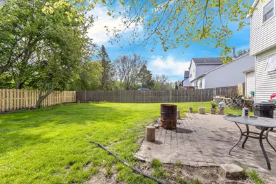677 Anderson Drive, Lake in the Hills, IL 60156 - Photo 33