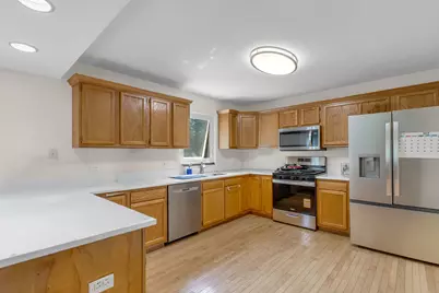 677 Anderson Drive, Lake in the Hills, IL 60156 - Photo 9