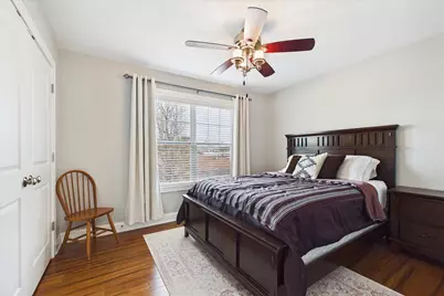 811 Michigan Street, Wheaton, IL 60187 - Photo 17