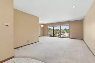 4029 W 93rd Pl, Oak Lawn, IL 60453 - Photo 5