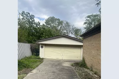 17205 Highland Avenue, Hazel Crest, IL 60429 - Photo 3
