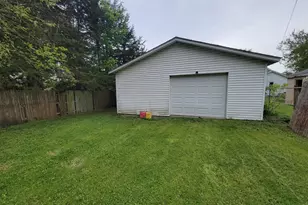 1410 Porter St, Ottawa, IL 61350 - Photo 23