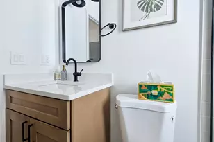 1914 W Farragut Ave, Chicago, IL 60640 - Photo 7