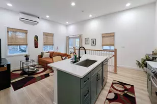 1914 W Farragut Ave, Chicago, IL 60640 - Photo 3