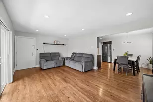 6255 S Mason Ave, Chicago, IL 60638 - Photo 5