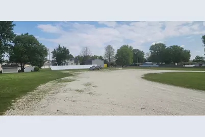3403 W State Route 17, Kankakee, IL 60901 - Photo 17