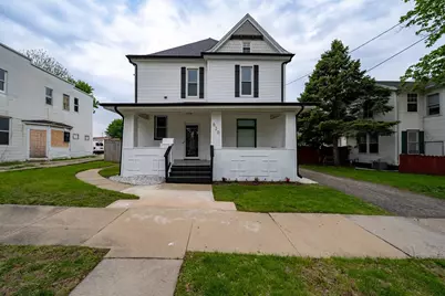 520 W Grove Street, Bloomington, IL 61701 - Photo 1