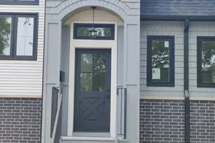 2106 Darrow Ave, Evanston, IL 60201 - Photo 5