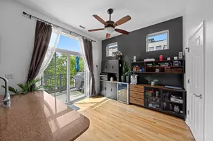 953 W College Pkwy, Chicago, IL 60608 - Photo 17