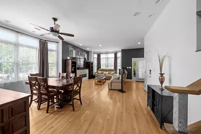 953 W College Parkway, Chicago, IL 60608 - Photo 21