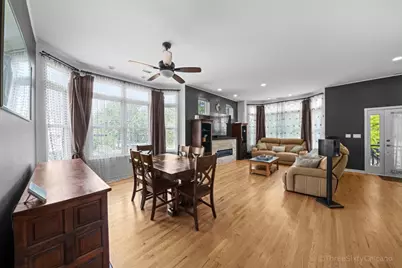 953 W College Parkway, Chicago, IL 60608 - Photo 9