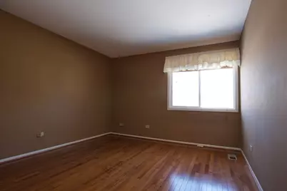 253 W Golfview Terrace, Palatine, IL 60067 - Photo 9