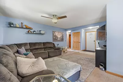 520 Cumberland Lane, Bolingbrook, IL 60440 - Photo 3