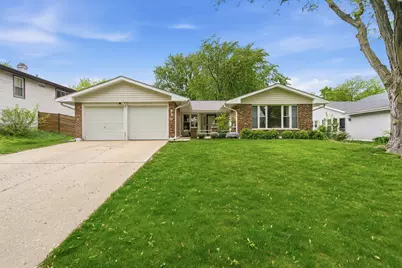 520 Cumberland Lane, Bolingbrook, IL 60440 - Photo 1