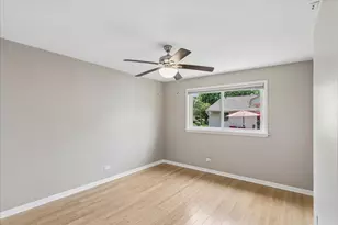 17 Rugby Rd, Lake Zurich, IL 60047 - Photo 9