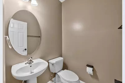 409 Brockton Avenue, Elgin, IL 60124 - Photo 19