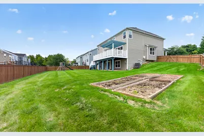 409 Brockton Avenue, Elgin, IL 60124 - Photo 45