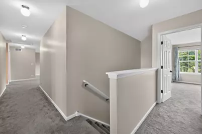 409 Brockton Avenue, Elgin, IL 60124 - Photo 21