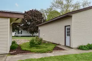 103 S 4th St, Chatsworth, IL 60921 - Photo 11