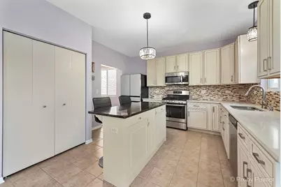 905 Shelter Island Lane, Pingree Grove, IL 60140 - Photo 5