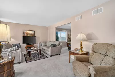 3173 Grandview Place, Darien, IL 60561 - Photo 13