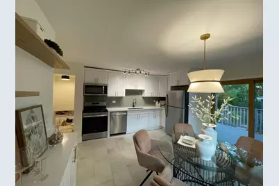 597 Lowden Avenue, Glen Ellyn, IL 60137 - Photo 3