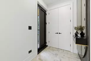 5725 N Ridge Ave, Chicago, IL 60660 - Photo 5